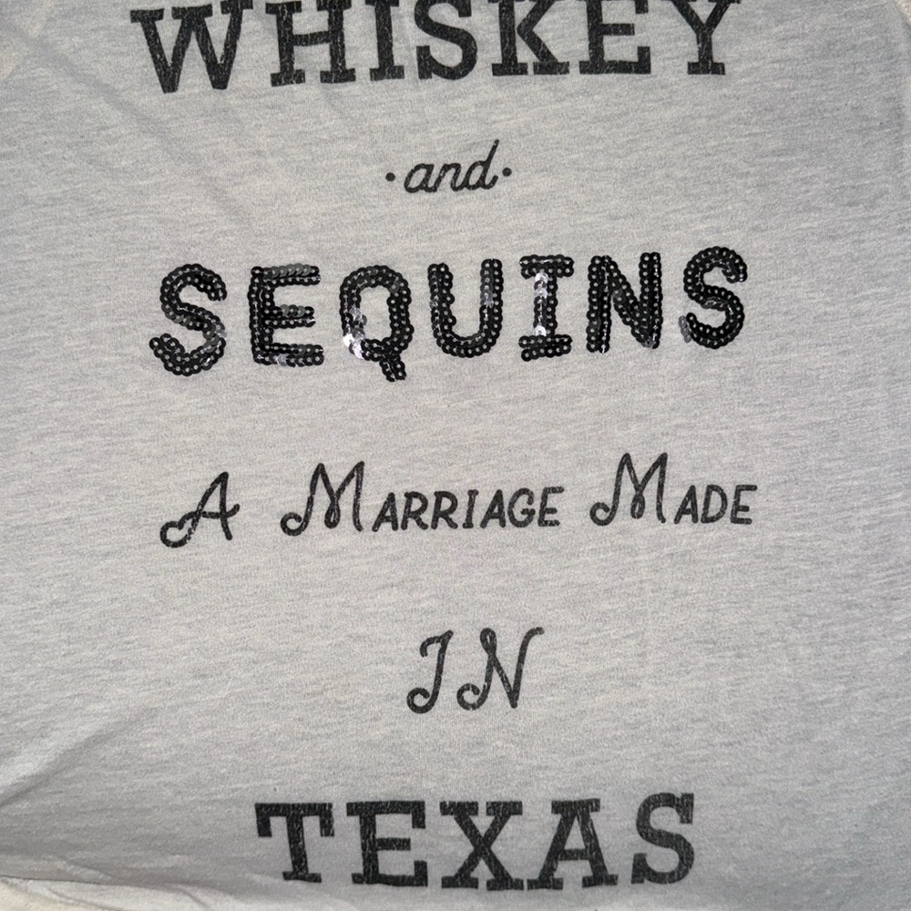 Shyanne Graphic T-Shirt - Picture 2 of 2